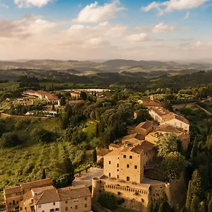 Castelfalfi Отель Кастельфальфи